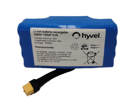 Batería 36V 5Ah para hoverboard con vista completa y detalles impresos.