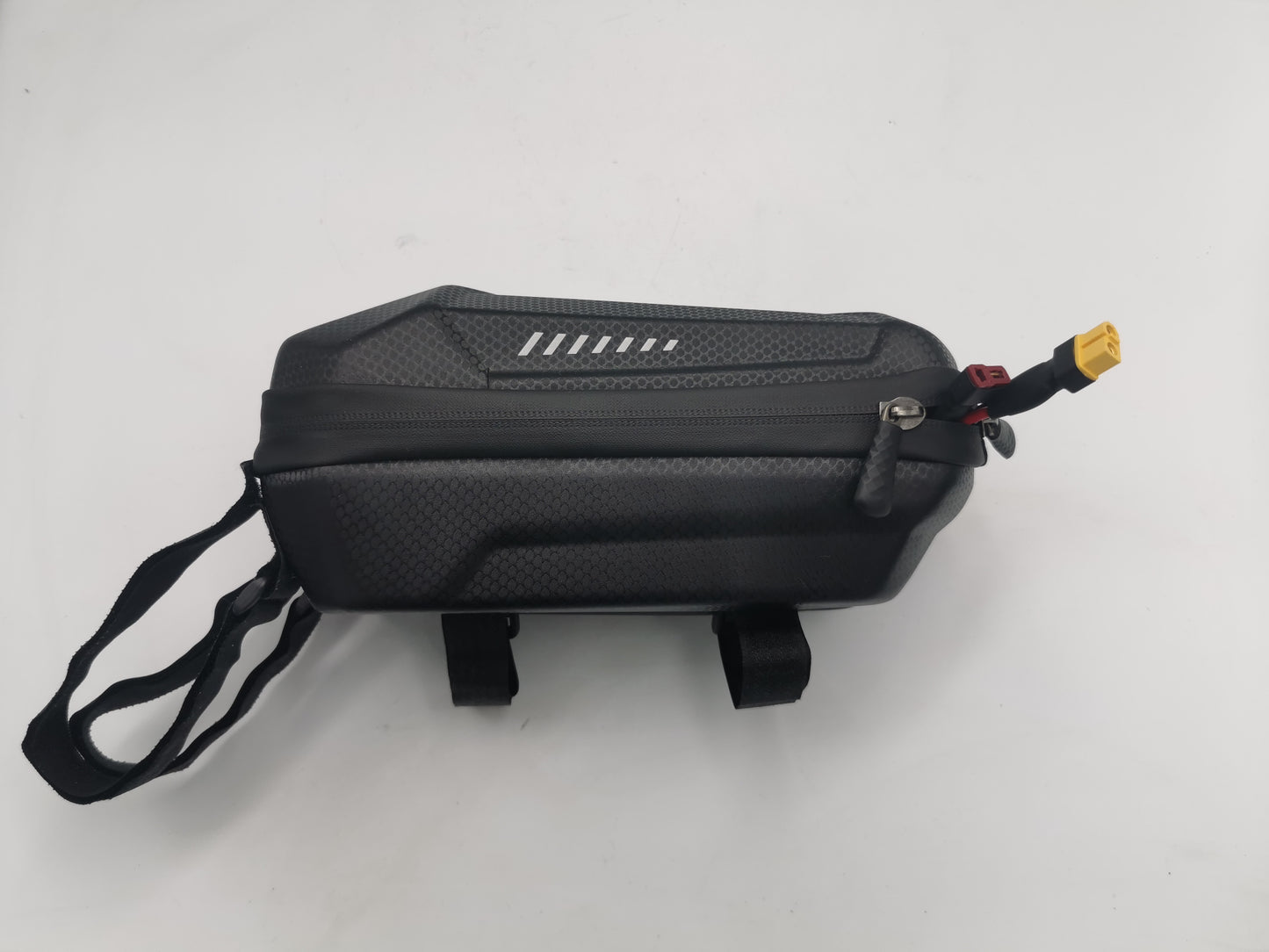 Empaque en color negro de la Batería Externa para Scooter 48V 9Ah con sierre y nombre grabado de la marca Hyvel