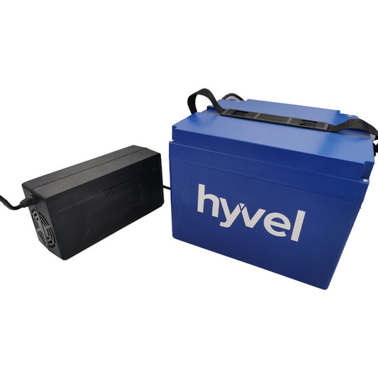 Kit Batería 48v 30ah Eve + Caja + Cargador Rápido, batería con marca Hyvel visible y cargador negro al costado sobre fondo blanco.