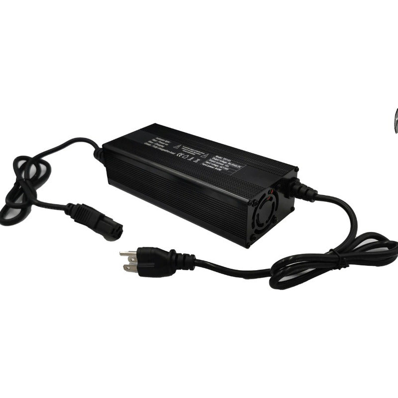 Fotografía de Cargador 20s 72v 10a Para Litio Ion de Hyvel color negro, con sus cables enrollados