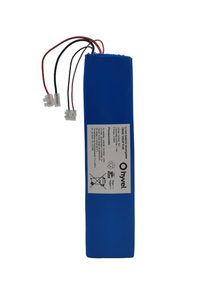 Batería 36V 7.5Ah compatible con Honey Whale M4 forrada en plástico azul con etiqueta blanca y cables conectores visibles.