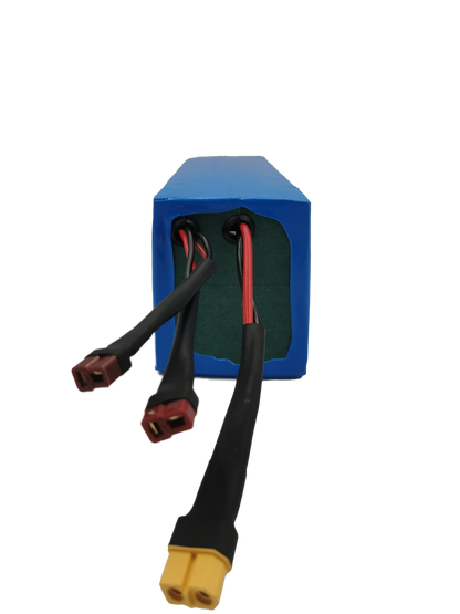 Parte superior de la Batería 52V 15Ah compatible con Honey Whale T5 con cables conectores. 