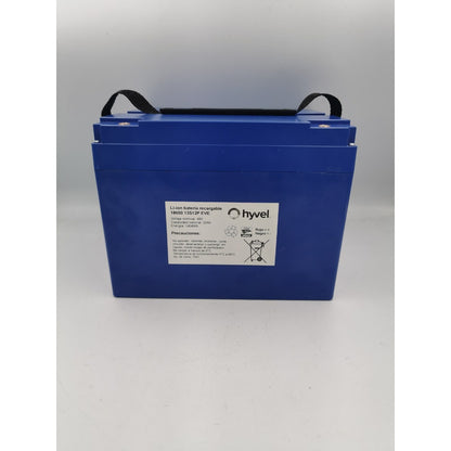 Kit Batería 48v 30ah Eve + Caja + Cargador Rápido, vista trasera de la batería mostrando etiqueta de especificaciones técnicas.