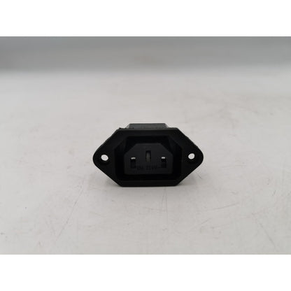 Conector C13 Montable