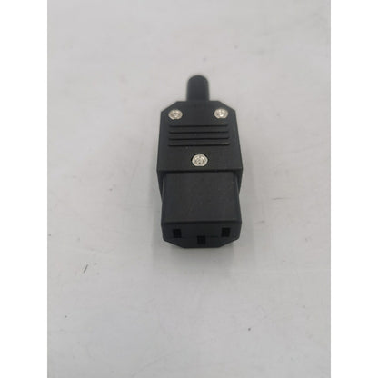 Conector C13